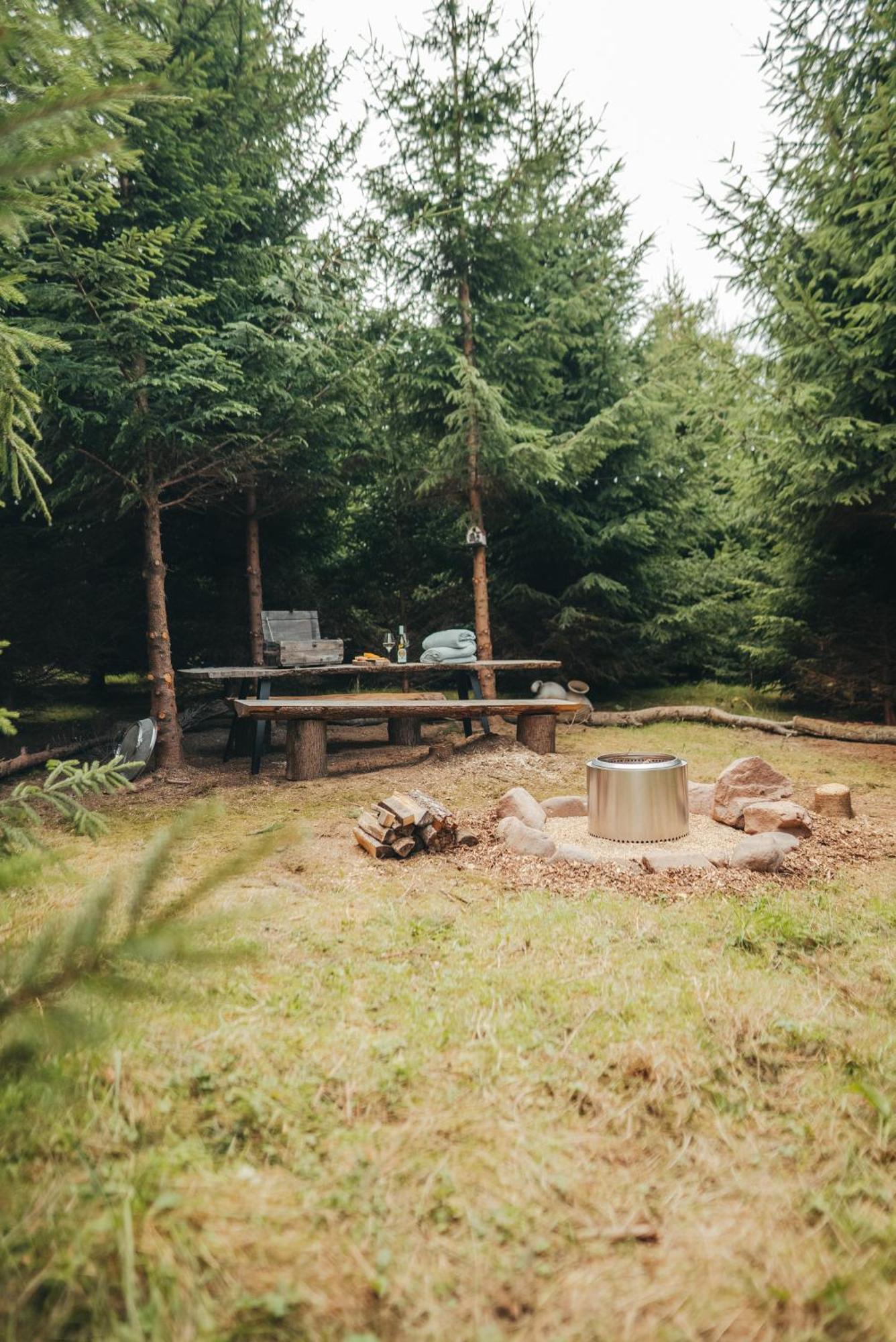 Cosy Forest Lodge Penrhos  Exterior photo